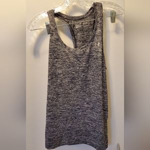 Under Armour flowy tank size Small